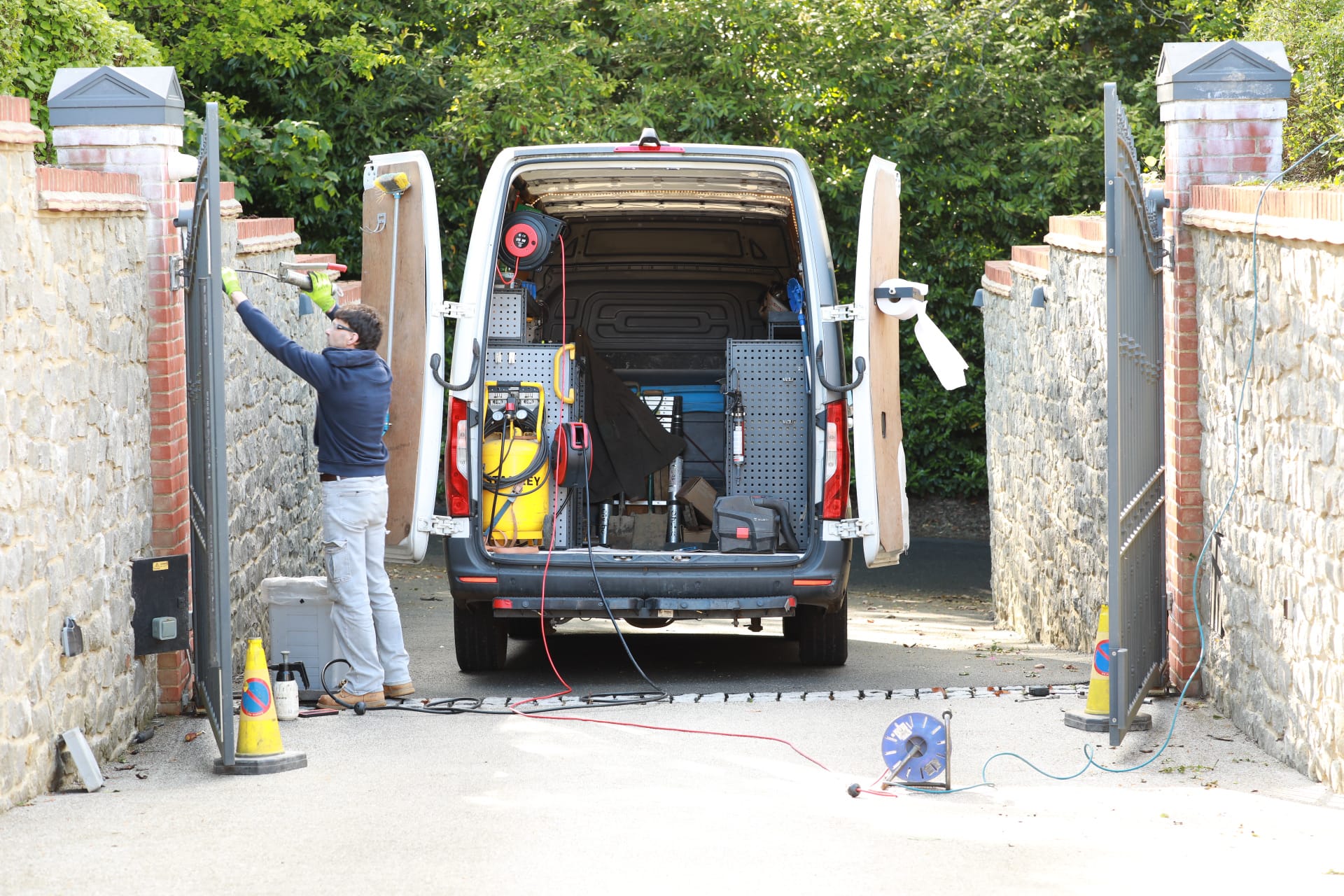 Electric gate repair and servicing in Sussex